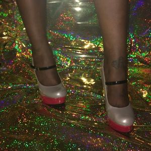 Platformed Mary Jane !!Make Your Offer Today!!