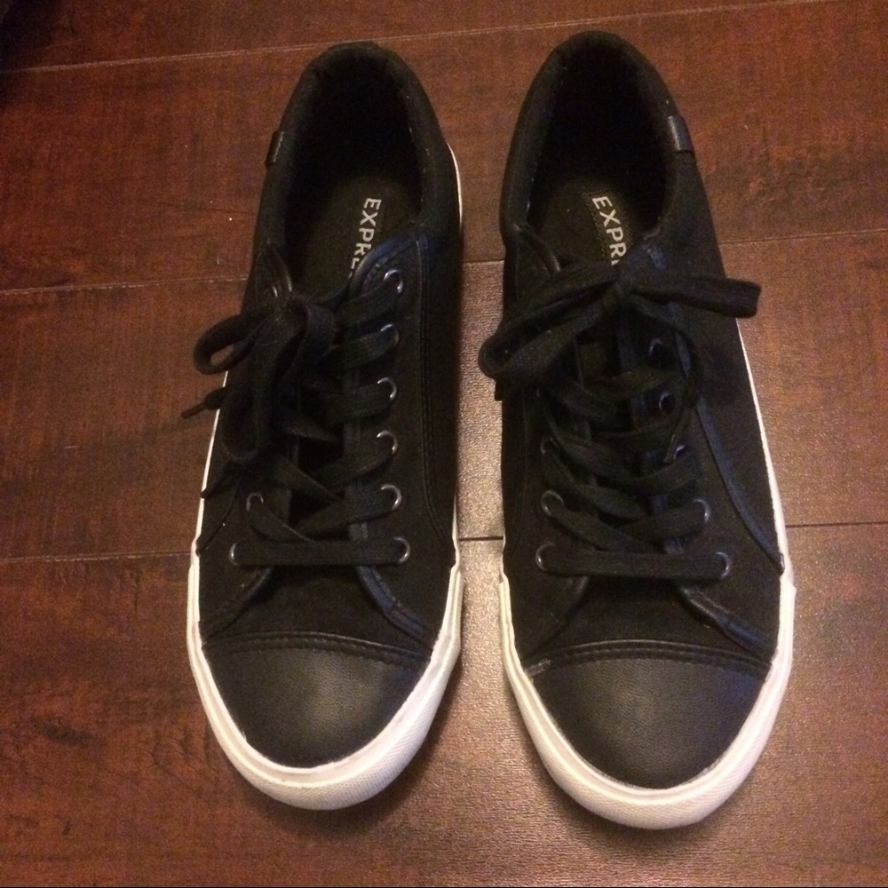 Men's Express Black Sneakers/ Tennis Shoes