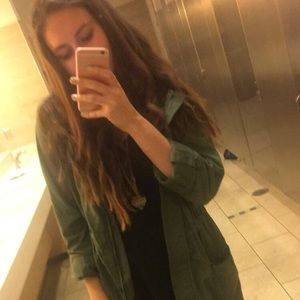 Meet your Posher, Britton