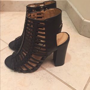 Caged black sandals - never been worn