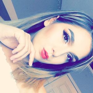 Meet your Posher, Sabrina