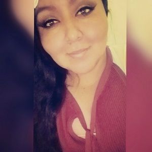 Meet your Posher, Rosalia