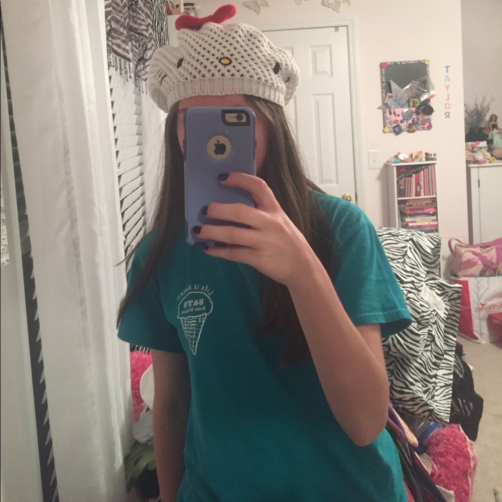 ✨NWT✨ Hello Kitty Hat