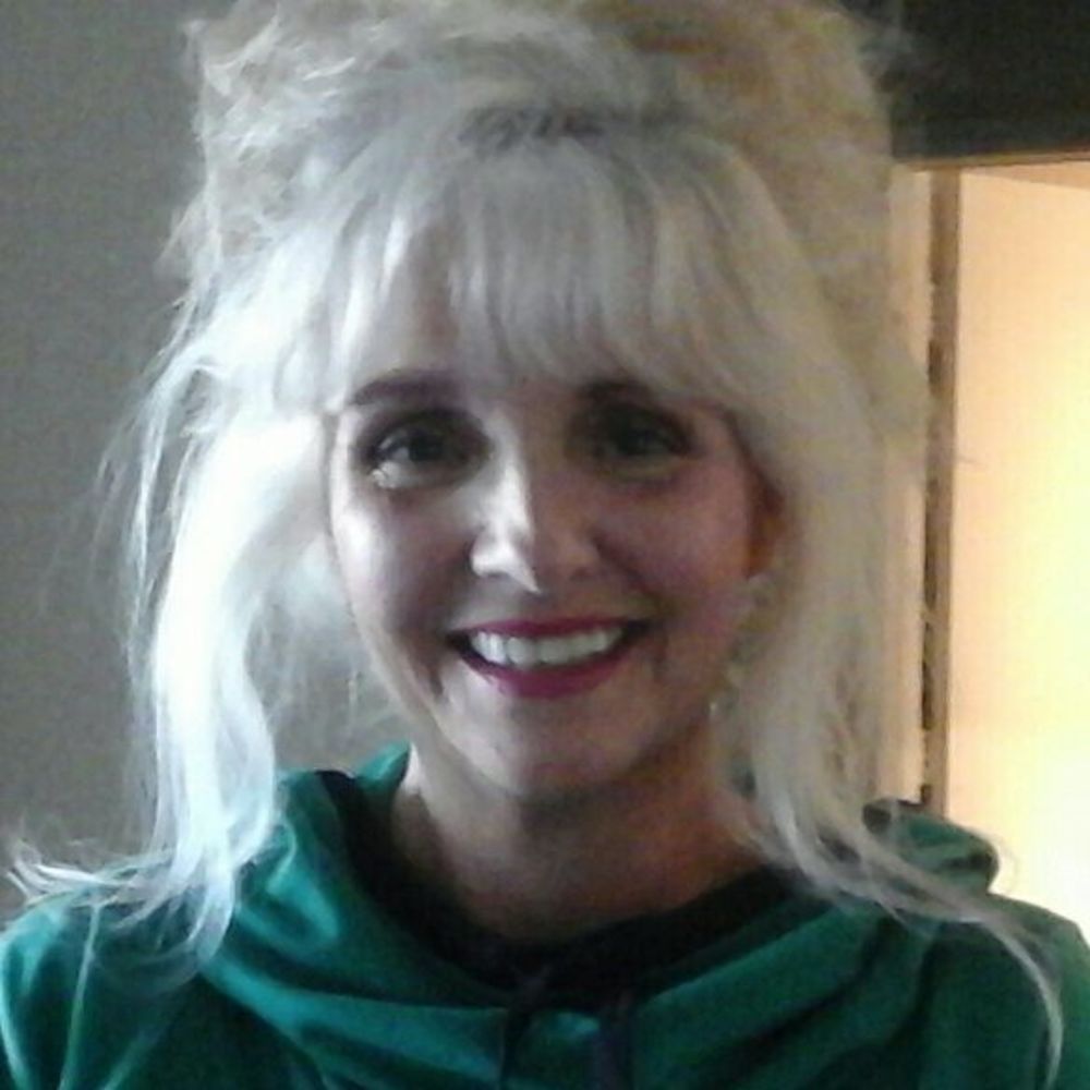 Meet your Posher, Lynn