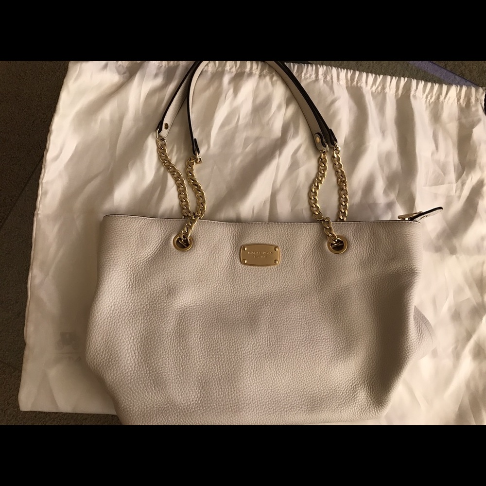 Michael Kors White Leather Purse with Gold Chains