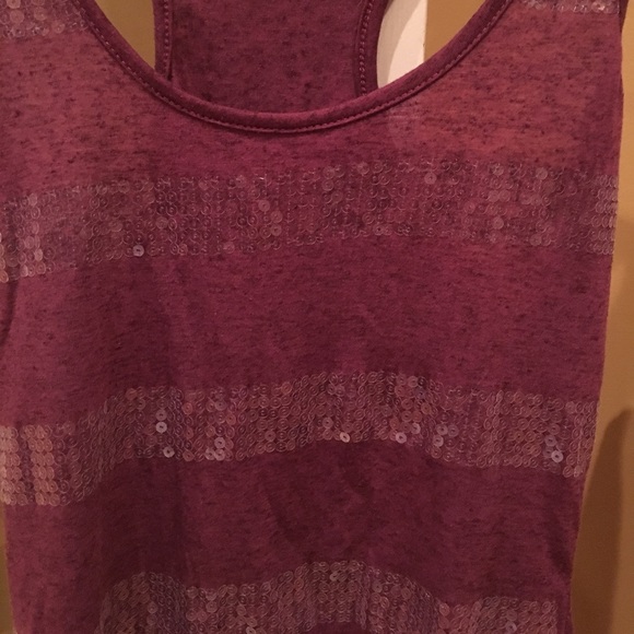 Top - Picture 2 of 2