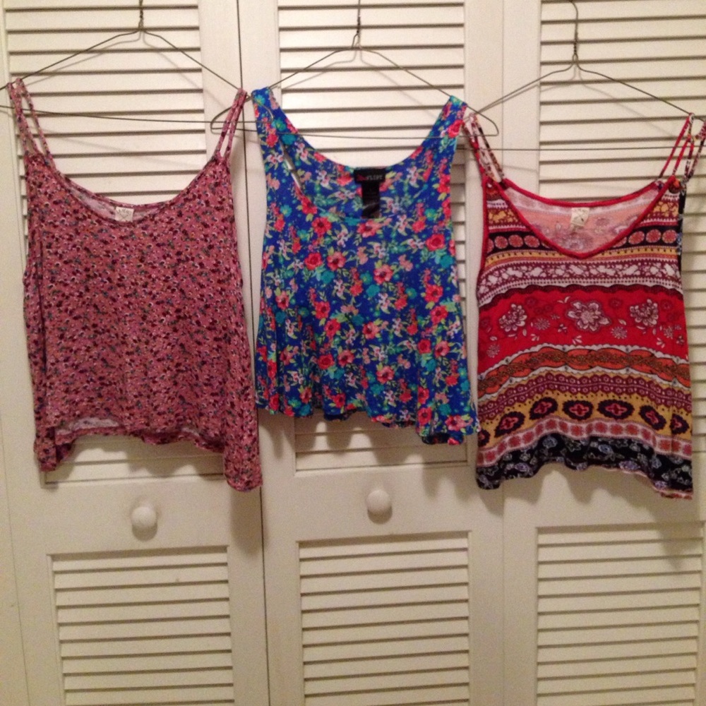 Bundle of 3 Summer tops