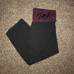 💘Pink V.S crop yoga size S💓