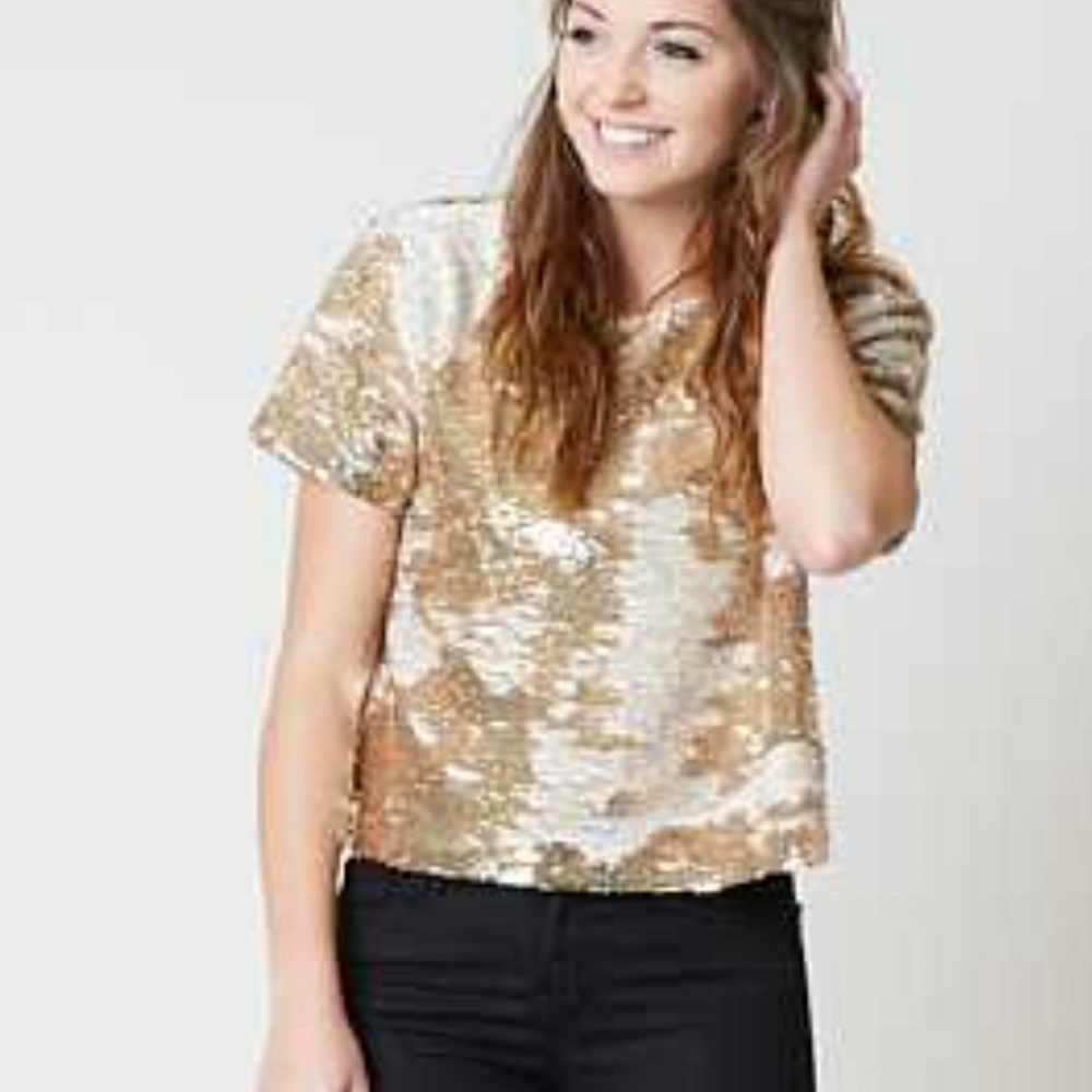 Ark & Co top from the buckle