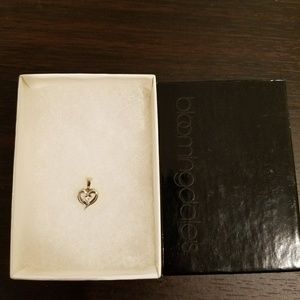 Sterling silver hear pendant w/ small diamond