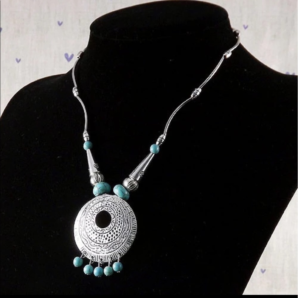 BOHEMIAN CHOKER