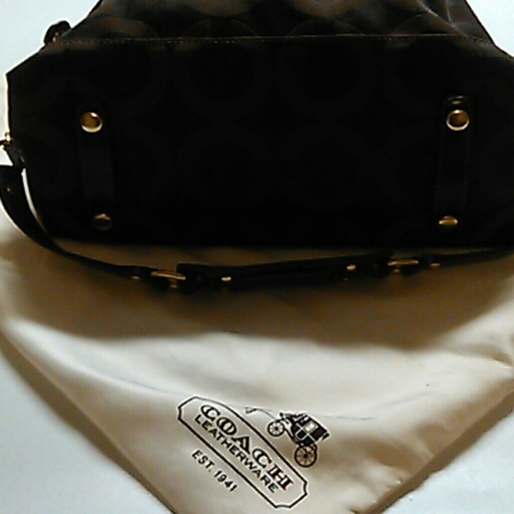 Sold - Picture 6 of 8