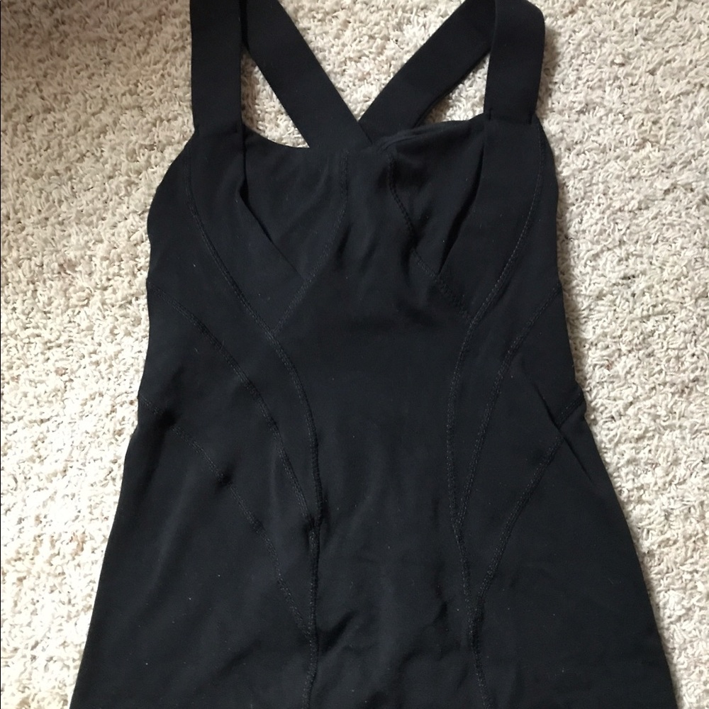 Lululemon tank