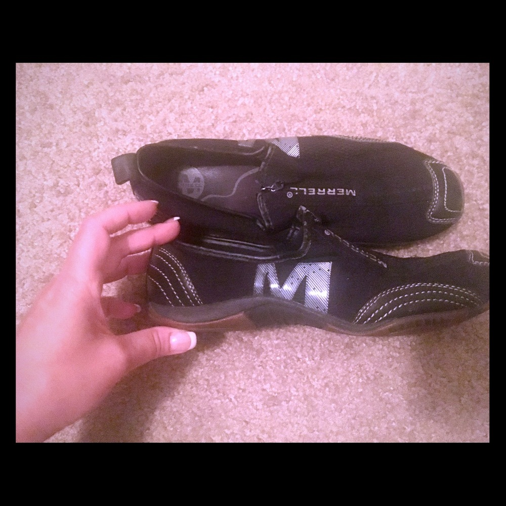 EUC Merrell casual, black, zip ons,7.5- $10
