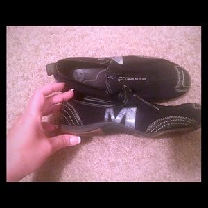 EUC Merrell casual, black, zip ons,7.5- $10