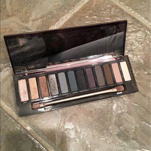 Urban Decay Naked smoky pallette