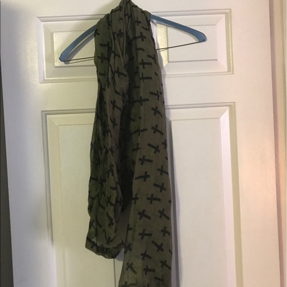Green Scarf