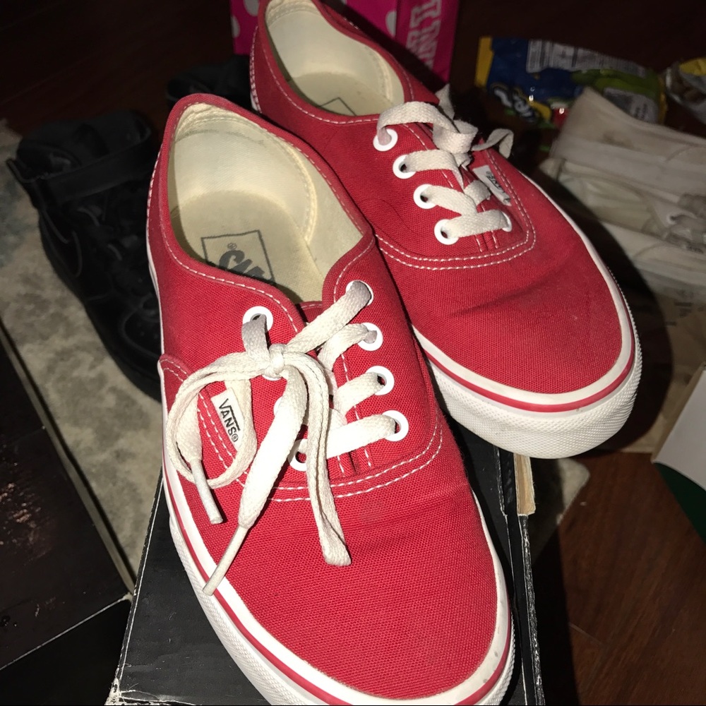3 Basic Authentic Vans
