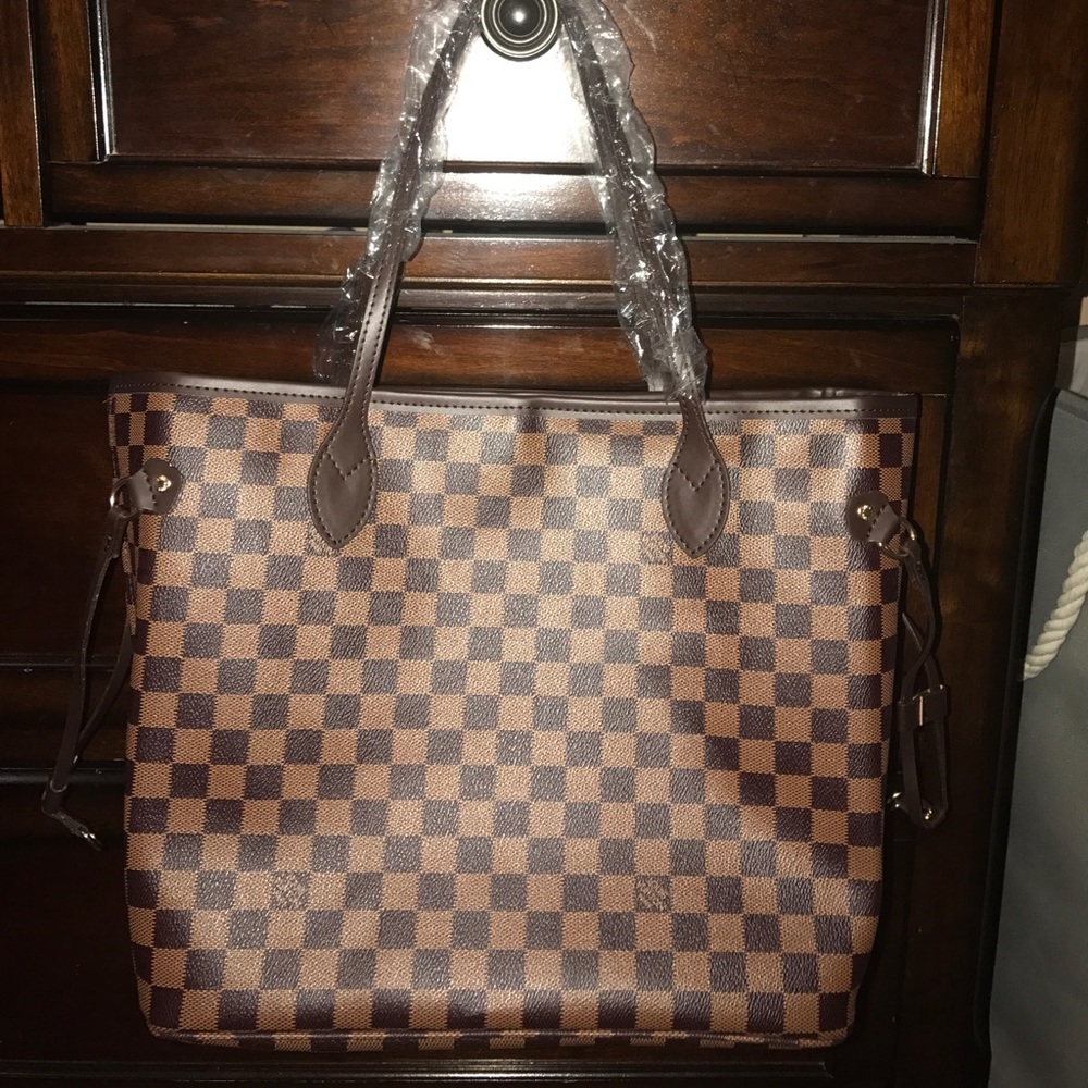 Louis Vuitton neverfull mm