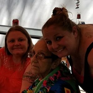 Meet your Posher, Mandy