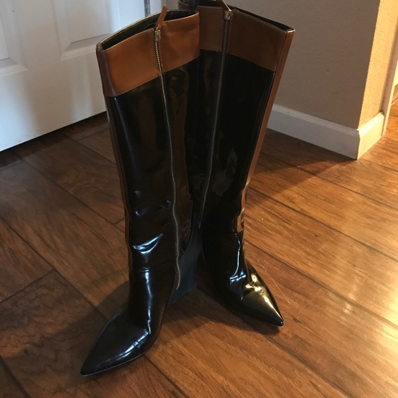 100% authentic. - Picture 2 of 5