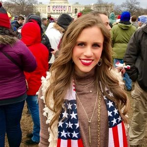 Meet your Posher, Brooke