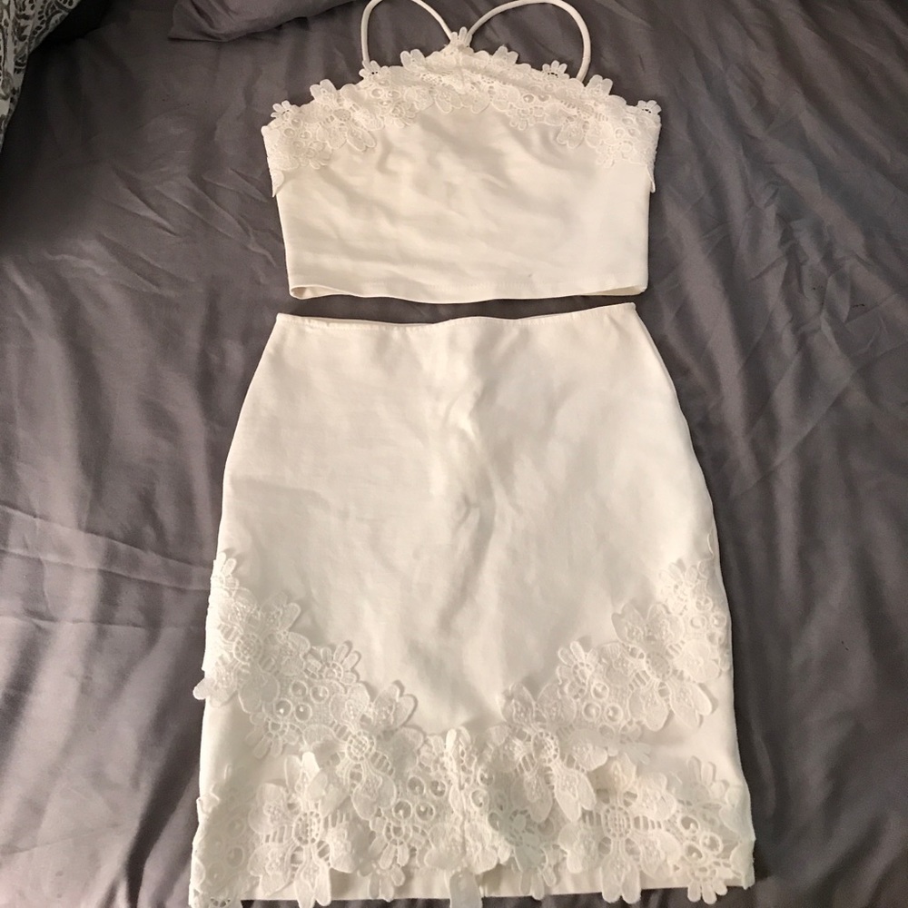 White two piece set
