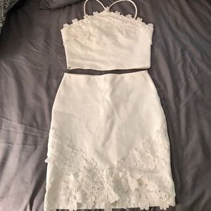 White two piece set