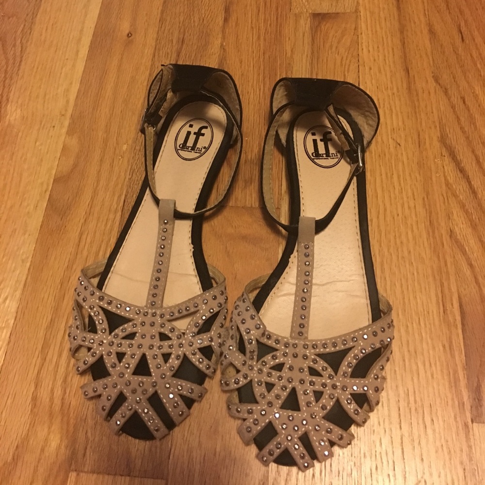 Gladiator flats w/ mini studs on top