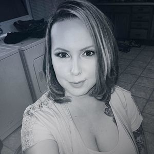 Meet your Posher, Marcalenea