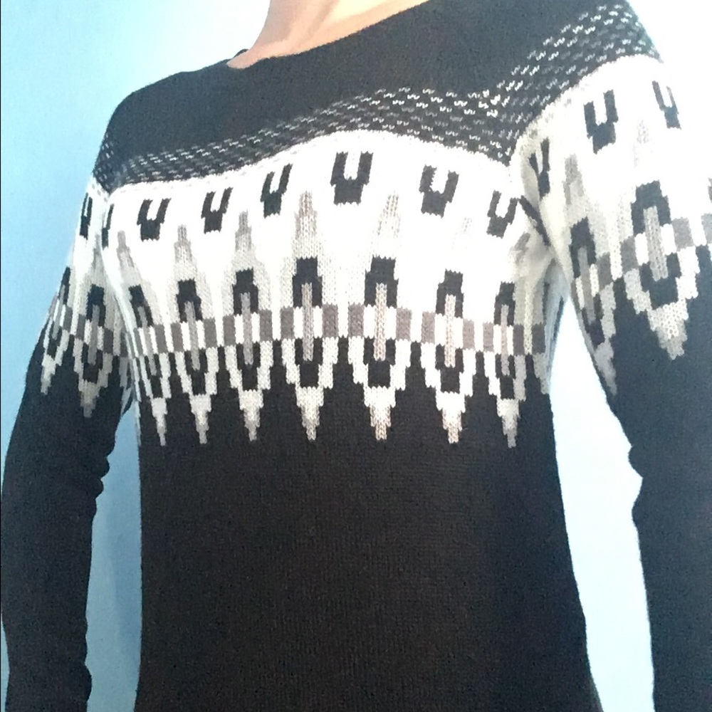 Black and white sweater