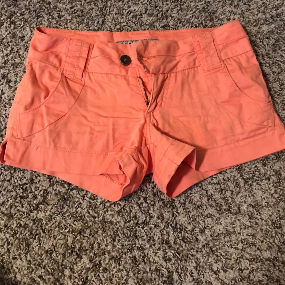 BKE mollie casuals short