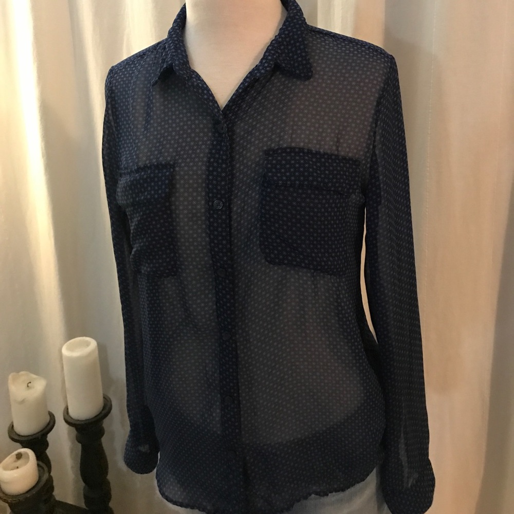 Button down blouse! - Picture 3 of 5