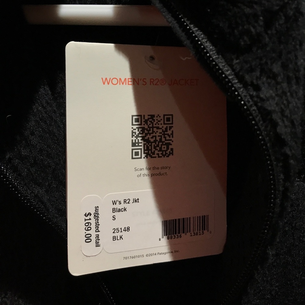 BRAND NEW Patagonia thermal jacket - Picture 2 of 3