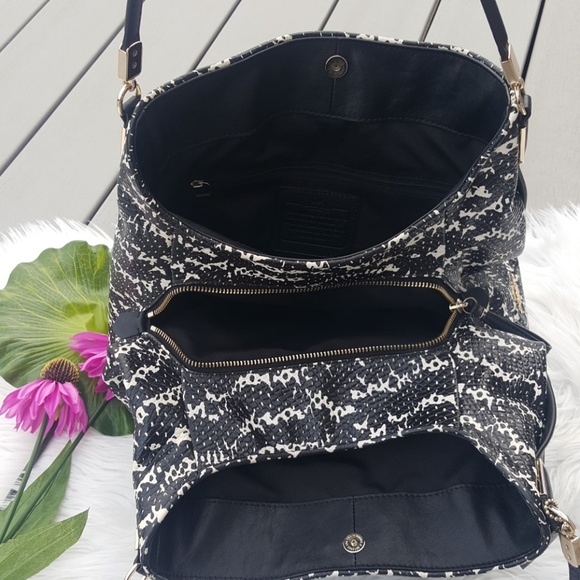 Authentic Coach Handbag - Picture 6 of 6