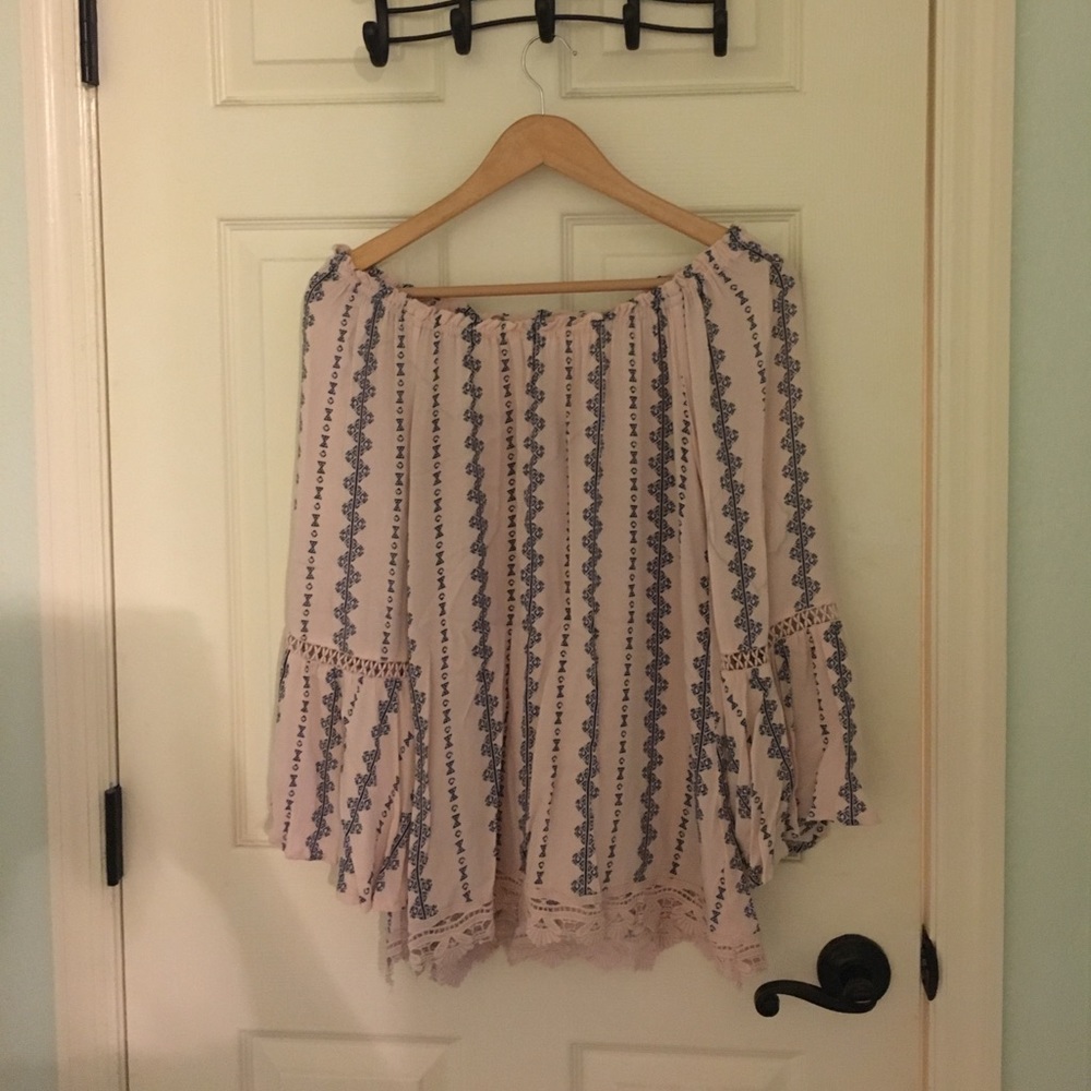 Altar'd State: Off the Shoulder Blouse