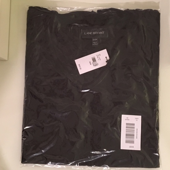 lane bryant - black tee flutter sleeves and sides - Picture 4 of 5