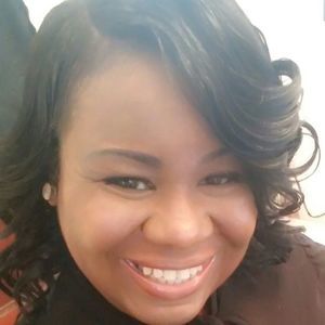 Meet your Posher, Yolanda