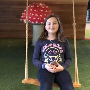 Meet your Posher, Mayra