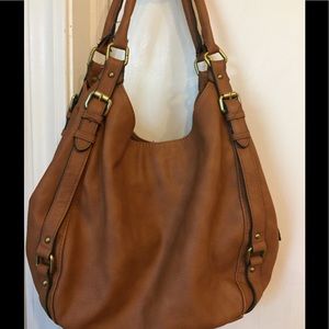SALE 💗 Merona brown shoulder bag- one size in EUC