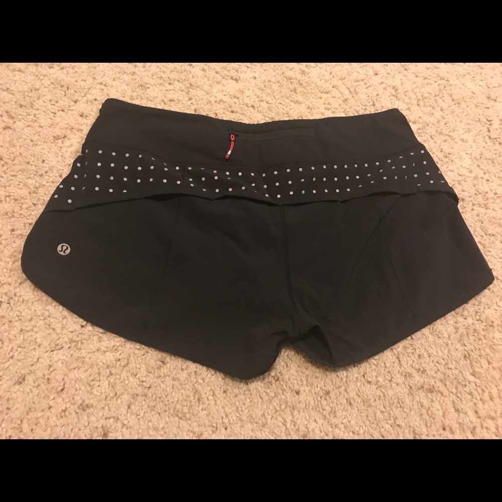 Polka dot lululemon speed short