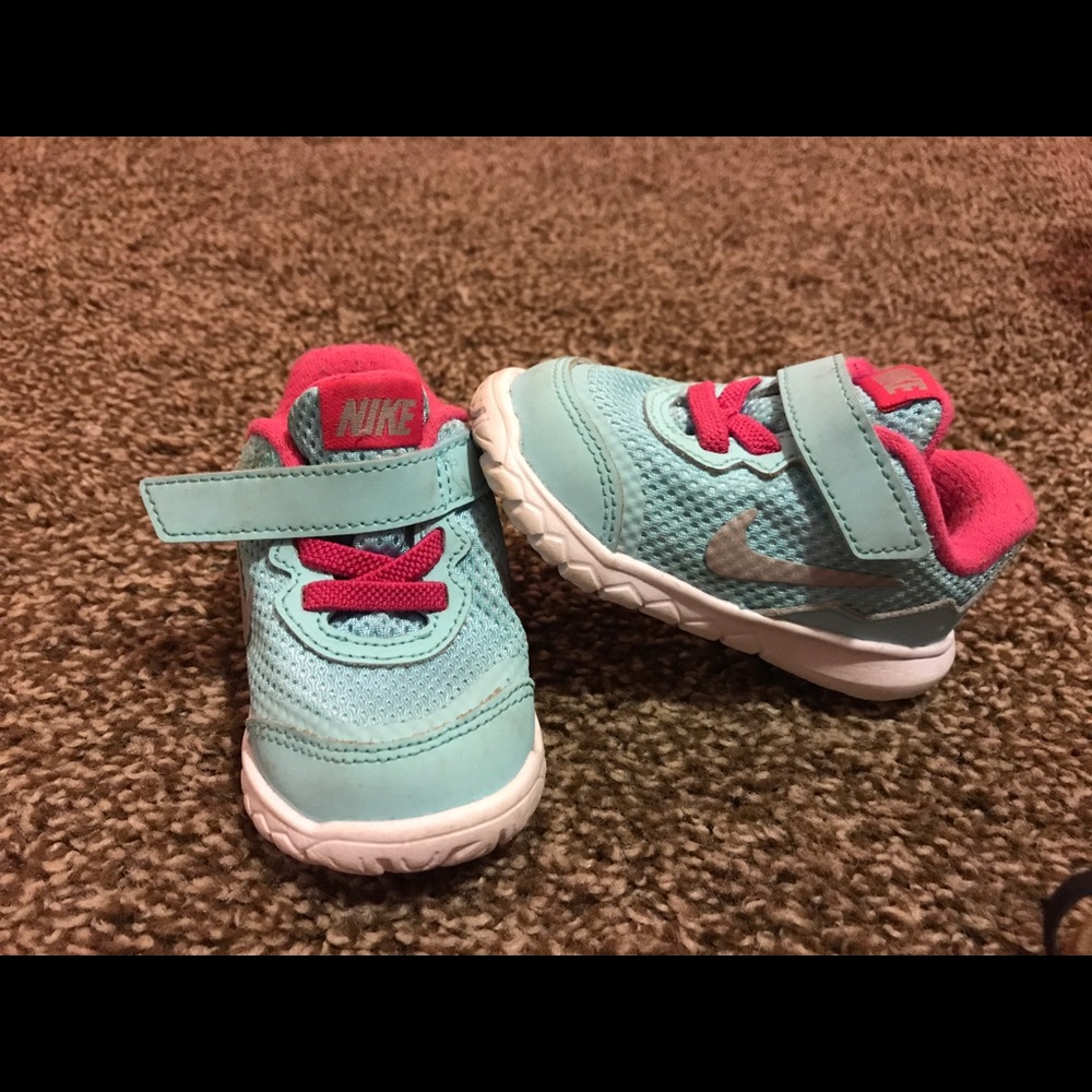 Toddler girl nikes