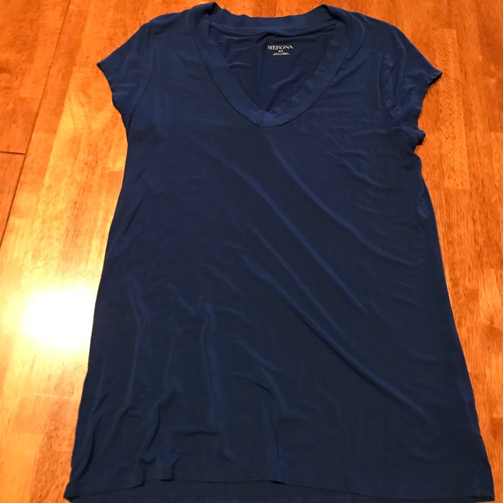 Merona blue v-neck shirt