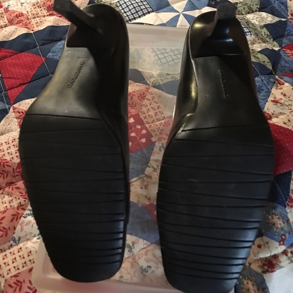 Bandolino Shoes with a buckle - Picture 4 of 4