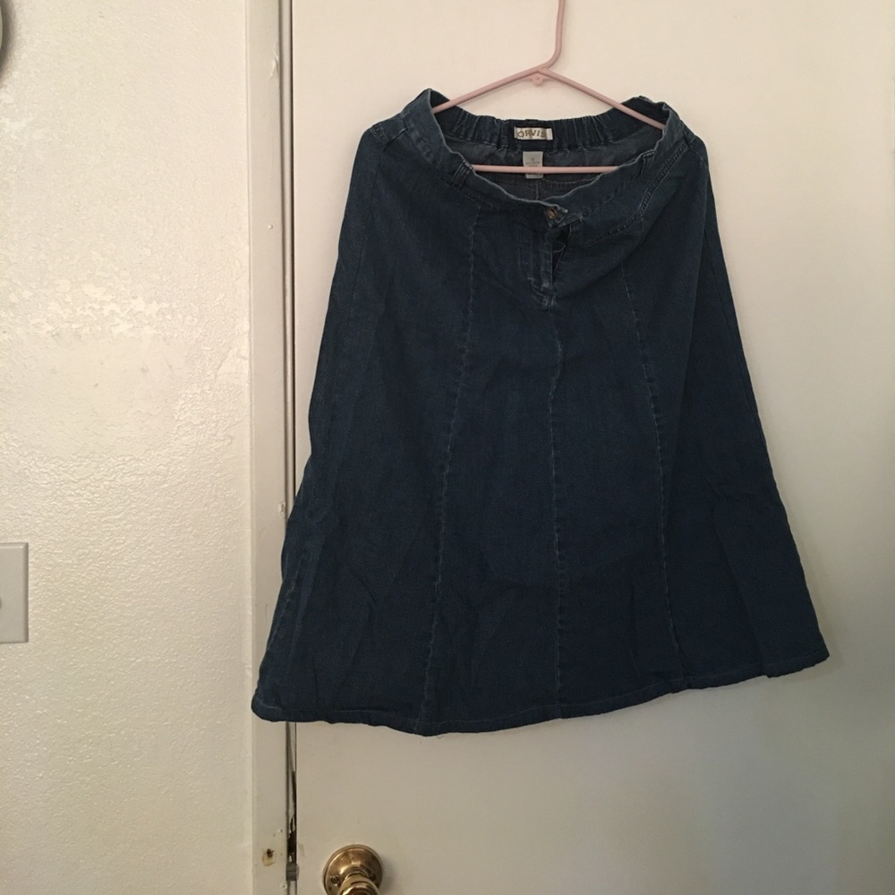 Skirt