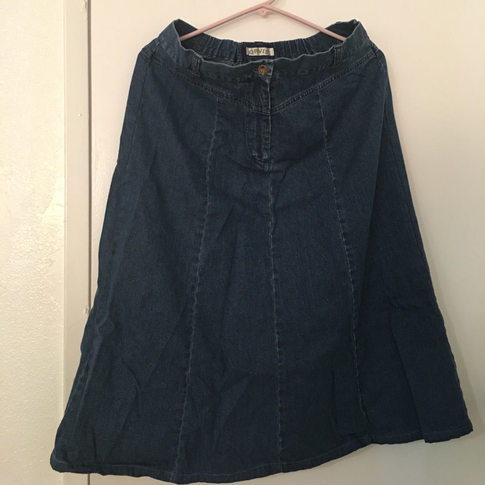 Skirt - Picture 3 of 3