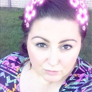 Meet your Posher, Ashley