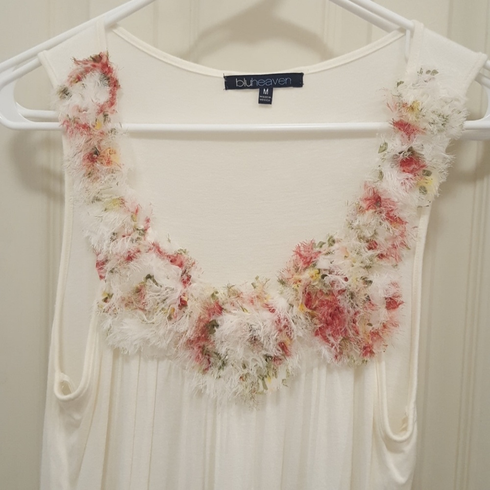 Tank with floral