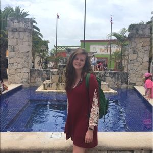 Meet your Posher, Aurora