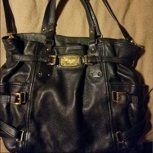 Black leather Michael Kors purse